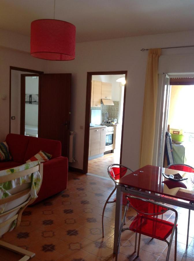 Apartment In Patti Marina: A Step Away From The Sea And From The Center! Exterior foto