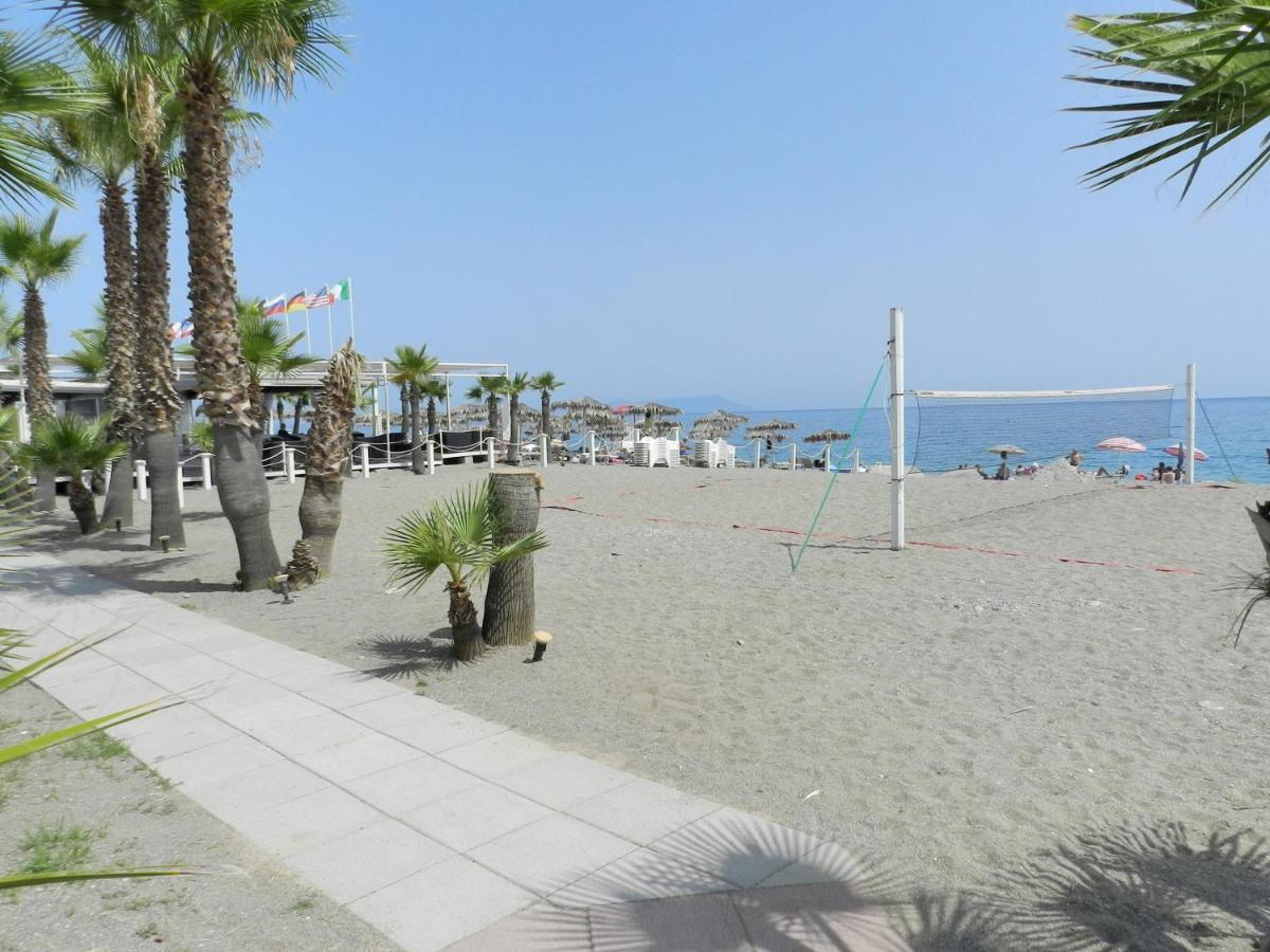 Apartment In Patti Marina: A Step Away From The Sea And From The Center! Exterior foto